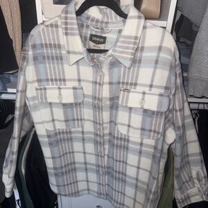 Draws Plaid Button-Up Shirt